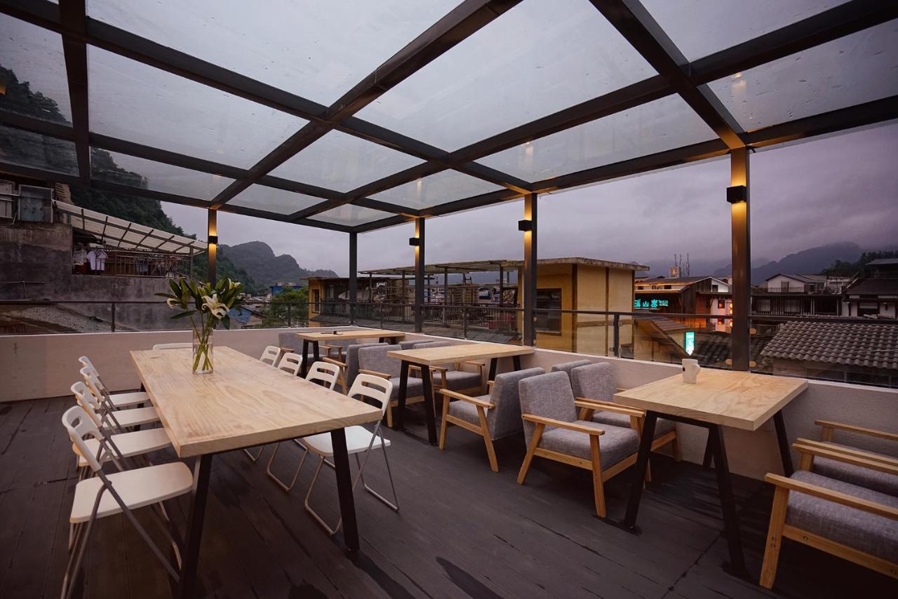 Travel Of Swan International Hostel Zhangjiajie Exterior photo