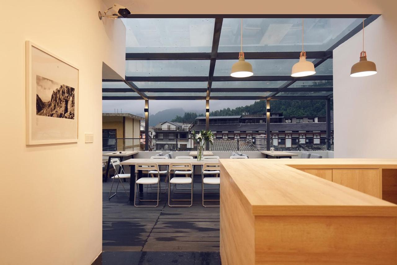 Travel Of Swan International Hostel Zhangjiajie Exterior photo